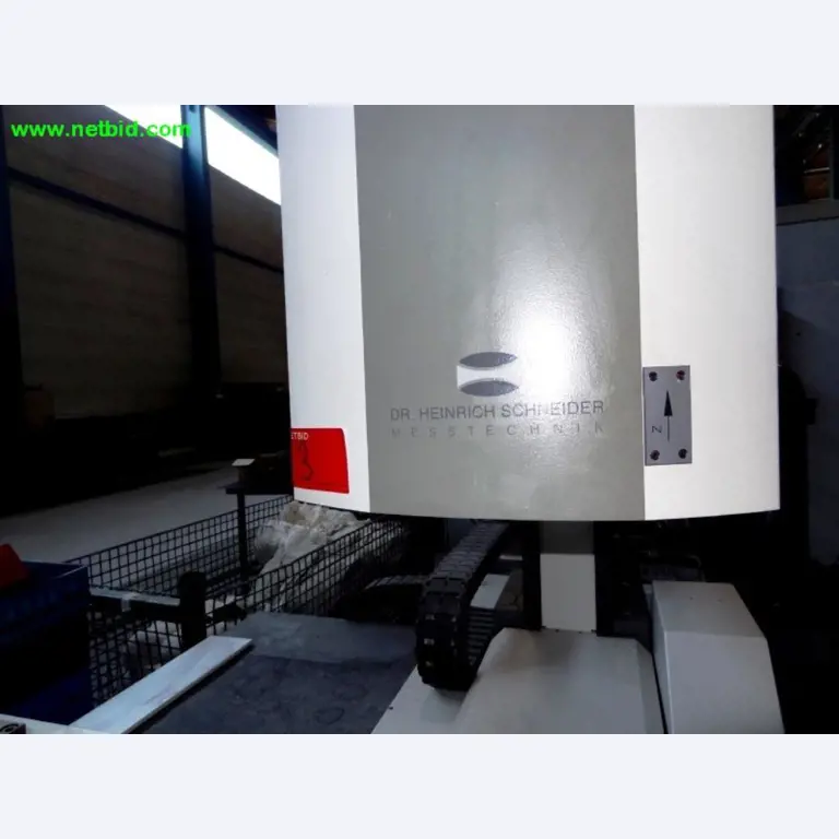 Máquinas-ferramentas, acessórios de máquinas e sistemas de montagem <br
-4