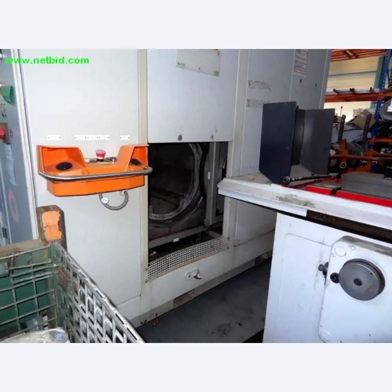 Bewerkingscentrum incl. toebehoren en assembleerlijn-2