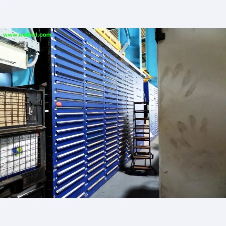 Bewerkingscentrum incl. toebehoren en assembleerlijn-4