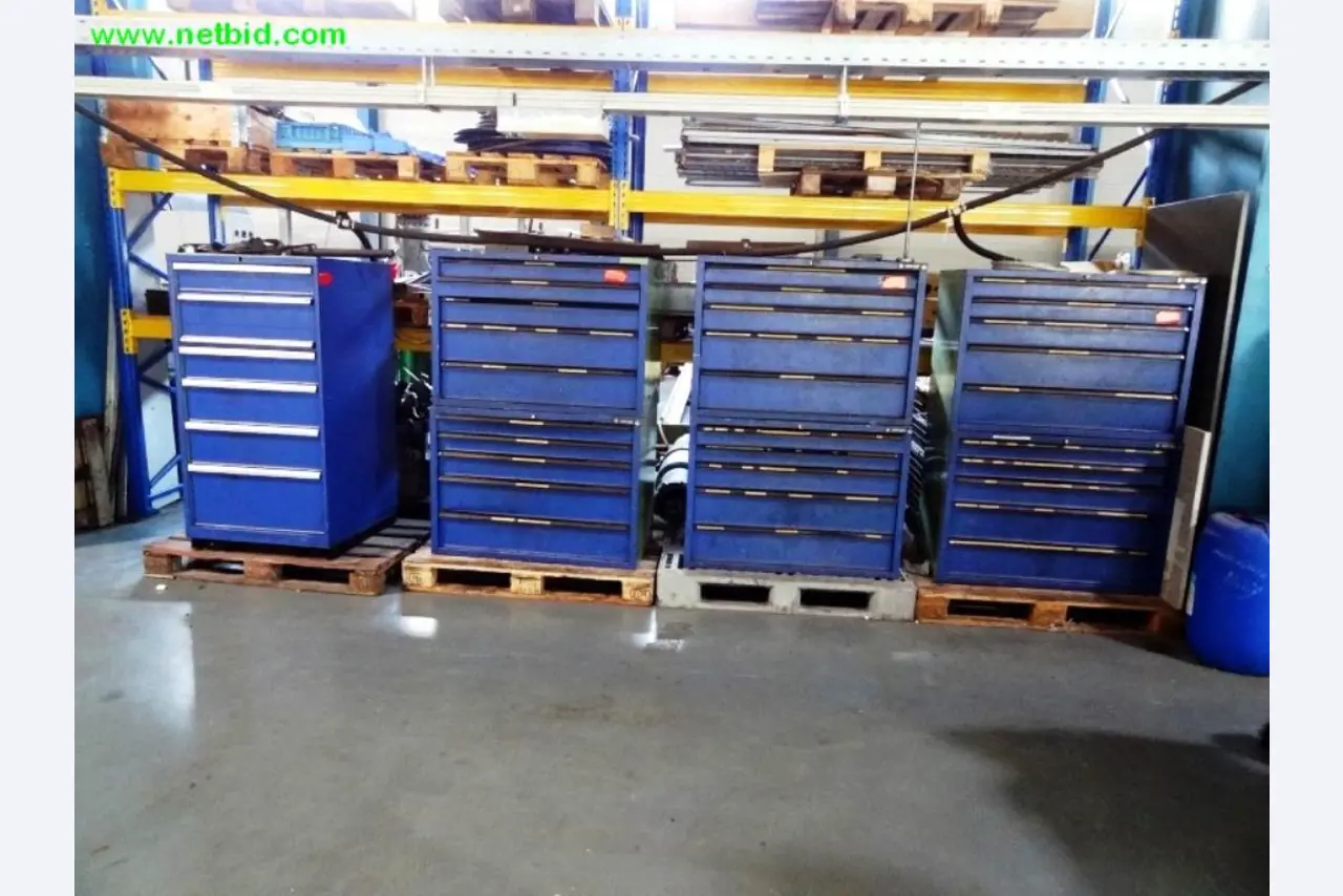 Bewerkingscentrum incl. toebehoren en assembleerlijn-5