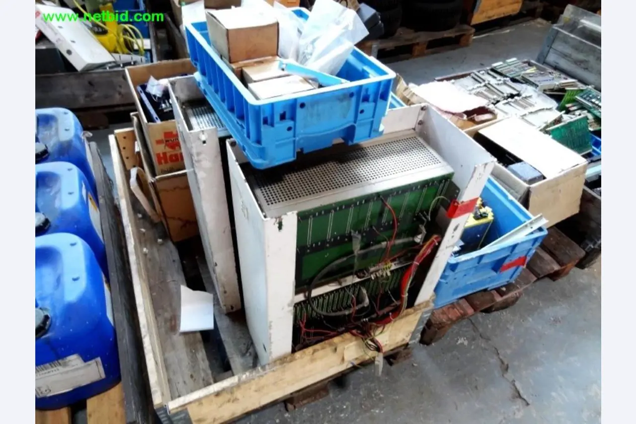 Bewerkingscentrum incl. toebehoren en assembleerlijn-5