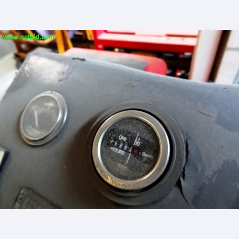 Máquinas-ferramentas, acessórios de máquinas e sistemas de montagem <br
-5