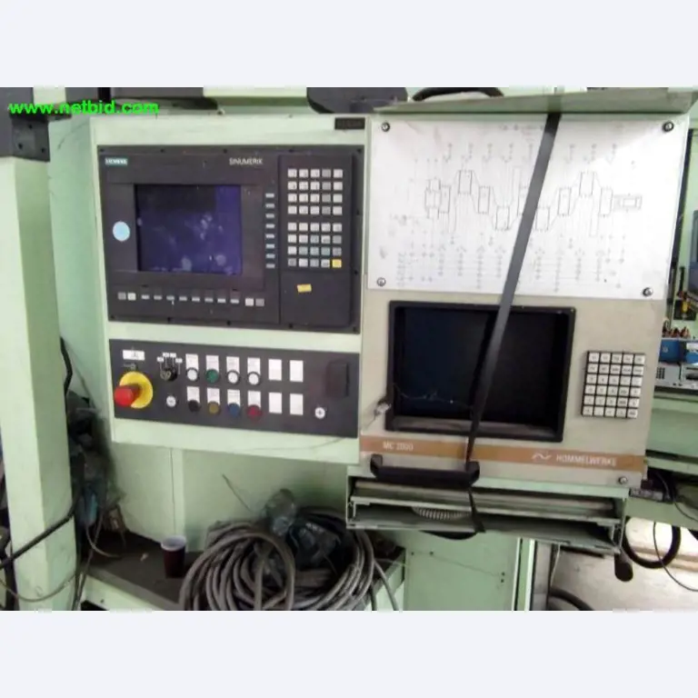 Bewerkingscentrum incl. toebehoren en assembleerlijn-2