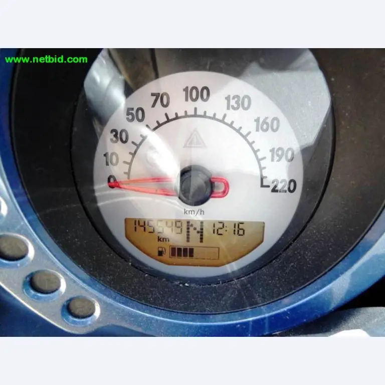 Bewerkingscentrum incl. toebehoren en assembleerlijn-11