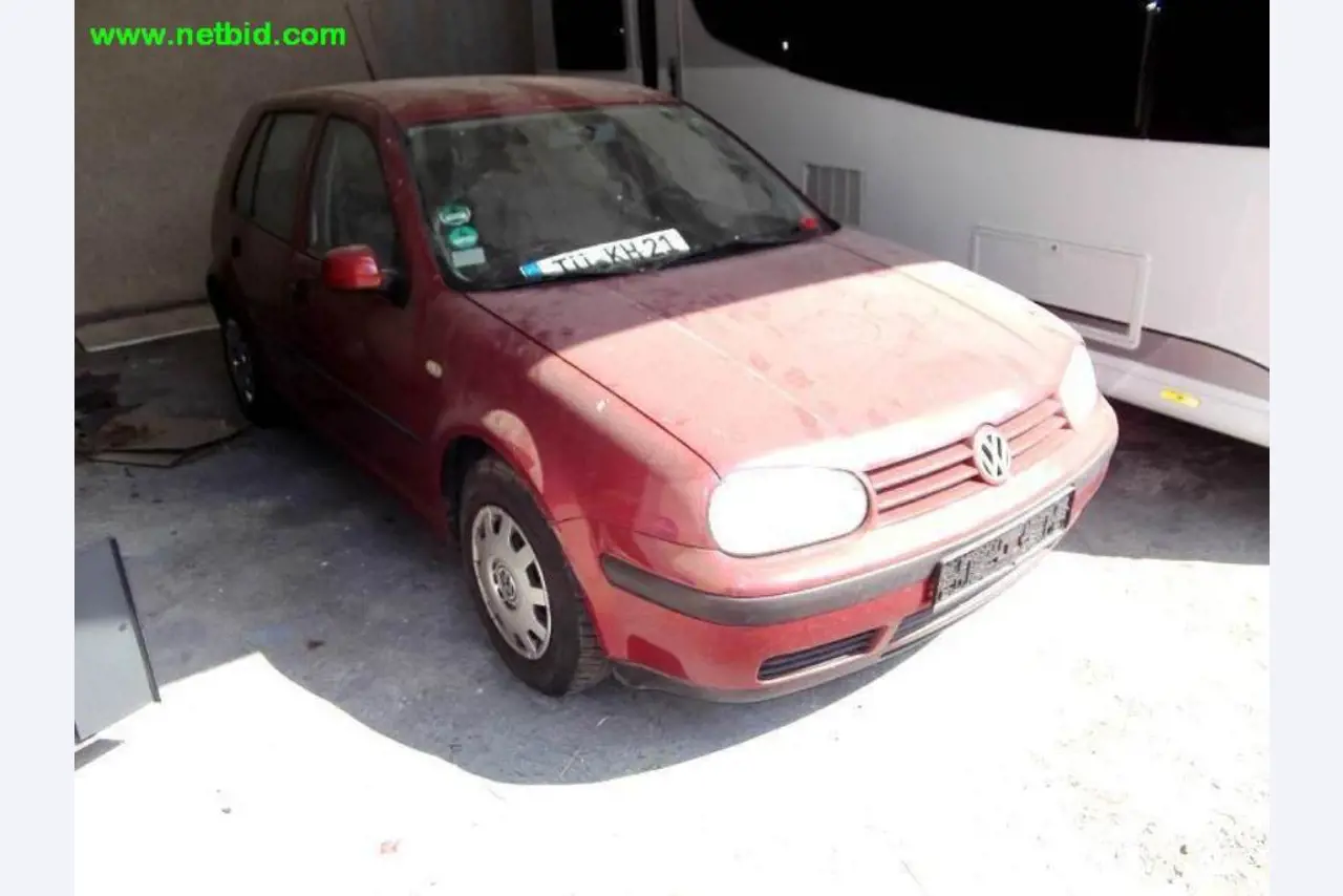 Bewerkingscentrum incl. toebehoren en assembleerlijn-2