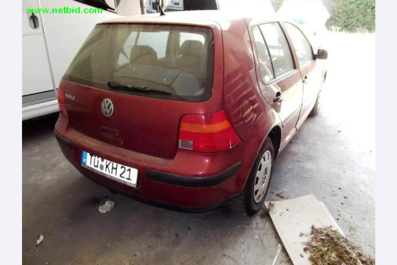 Bewerkingscentrum incl. toebehoren en assembleerlijn-3