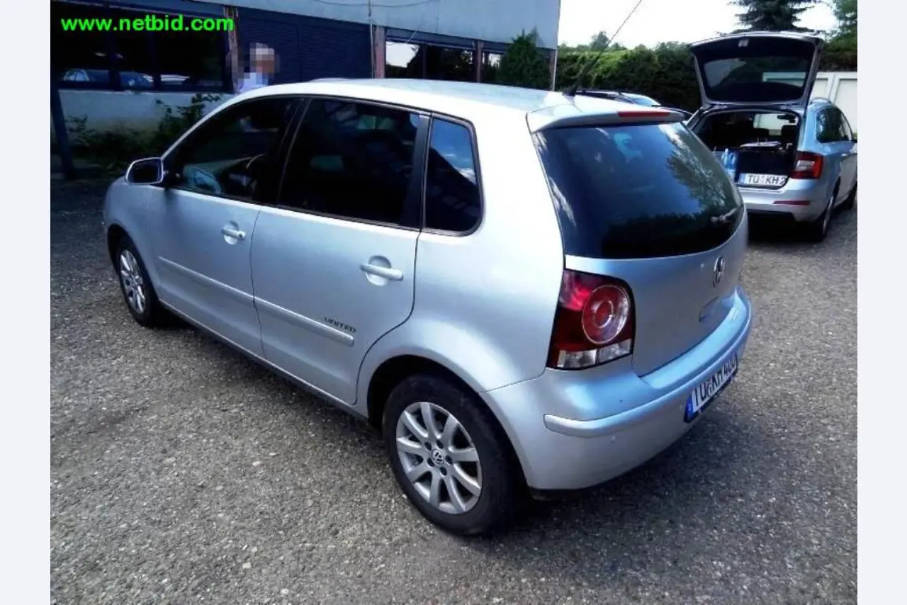 Bewerkingscentrum incl. toebehoren en assembleerlijn-2