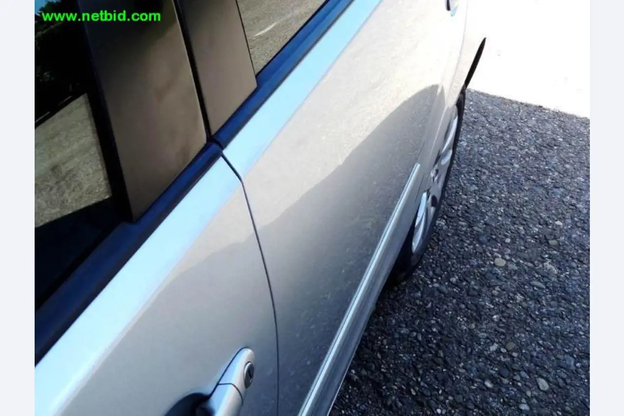 Bewerkingscentrum incl. toebehoren en assembleerlijn-3