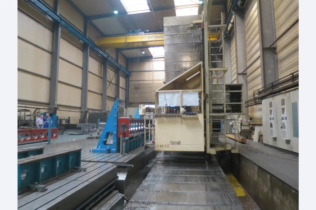 2 CNC-Horizontal boring and milling machines, SCHIESS/KURAKI-3