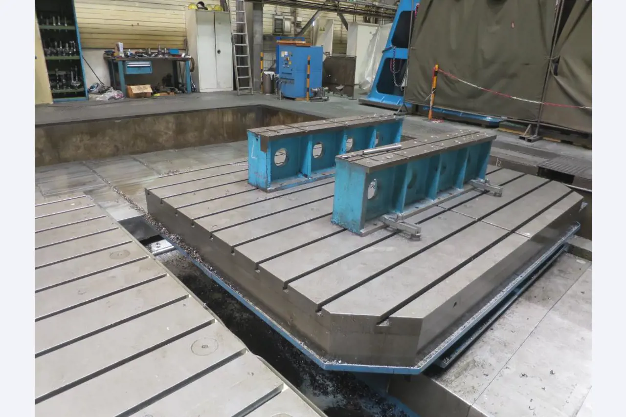 2 CNC-Horizontal boring and milling machines, SCHIESS/KURAKI-9