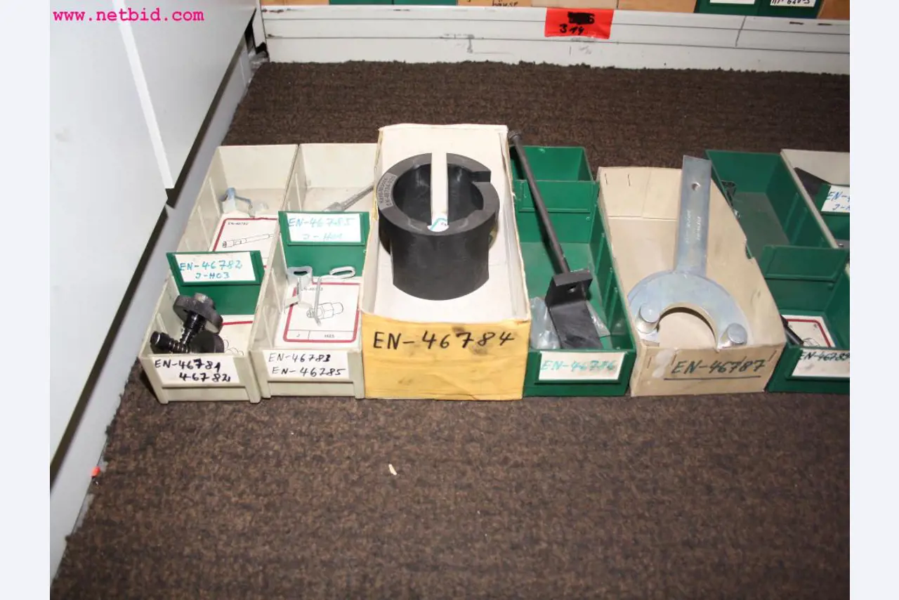 Betriebs- und Geschäftsausstattung aus dem Bereich Kfz-Werkstatt-2