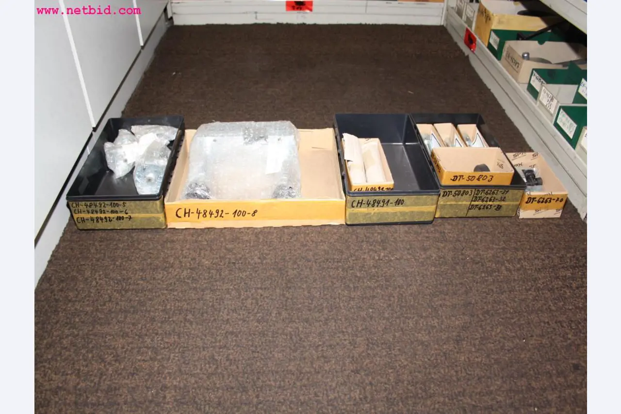 Betriebs- und Geschäftsausstattung aus dem Bereich Kfz-Werkstatt-1