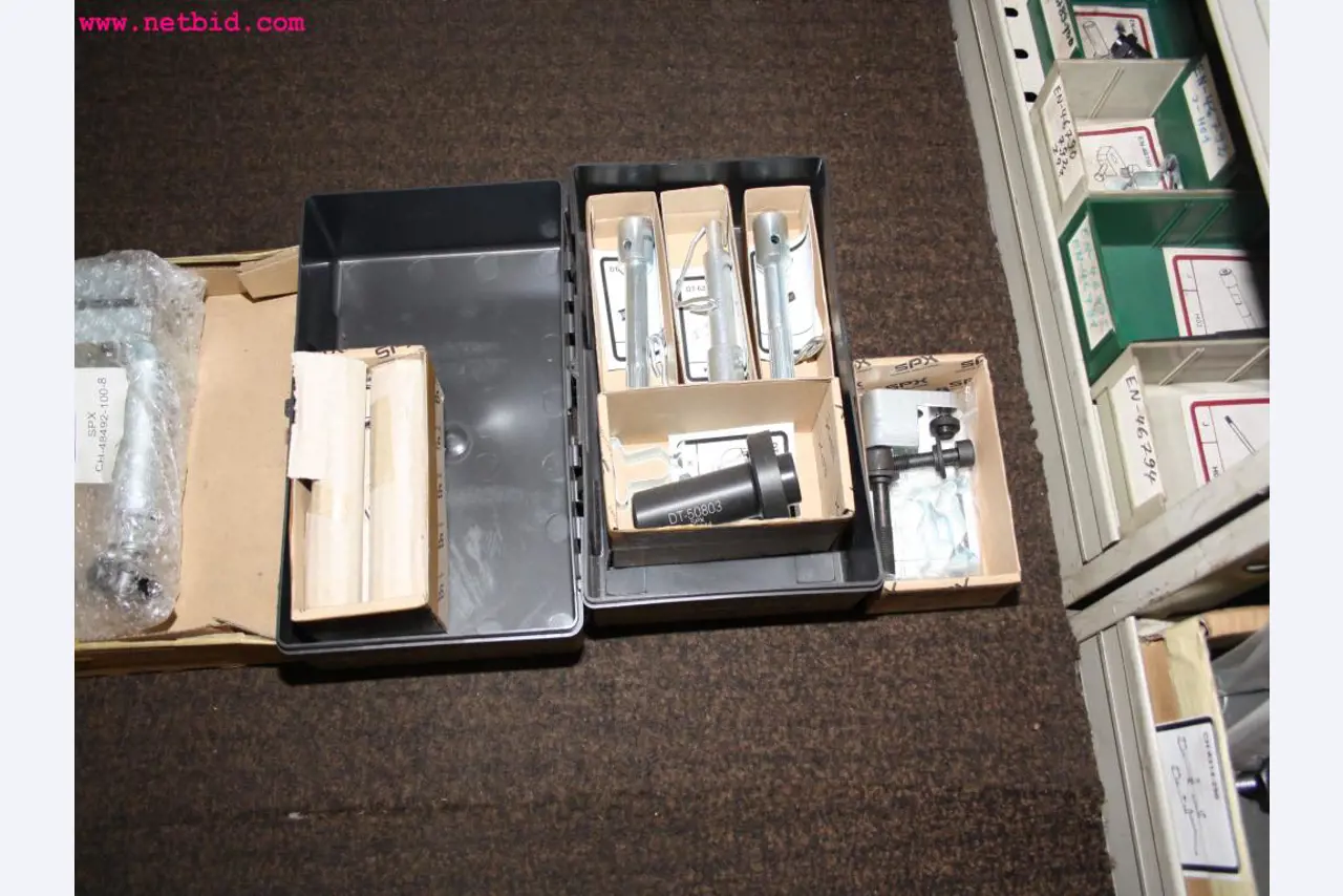 Betriebs- und Geschäftsausstattung aus dem Bereich Kfz-Werkstatt-5