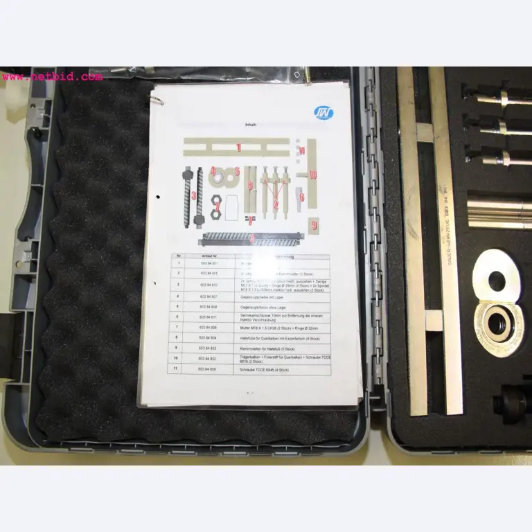 well-maintained machines from the sector automobile workshop -4