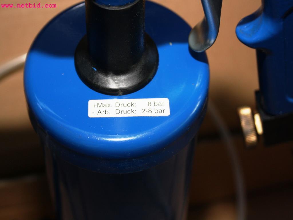 Betriebs- und Geschäftsausstattung aus dem Bereich Kfz-Werkstatt-3