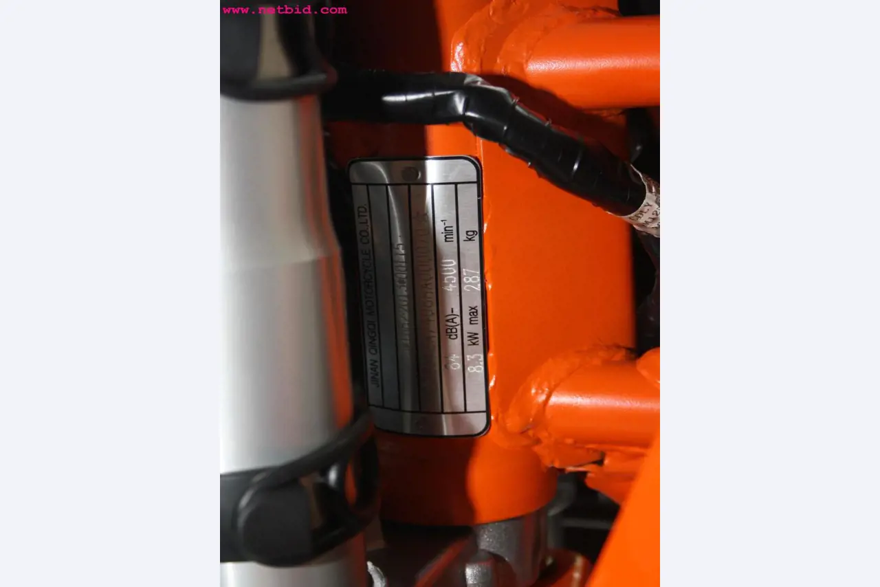 well-maintained machines from the sector automobile workshop -8