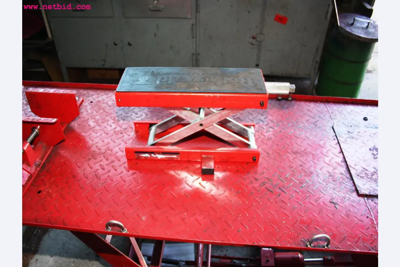 Betriebs- und Geschäftsausstattung aus dem Bereich Kfz-Werkstatt-4