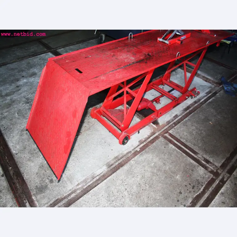 Betriebs- und Geschäftsausstattung aus dem Bereich Kfz-Werkstatt-5