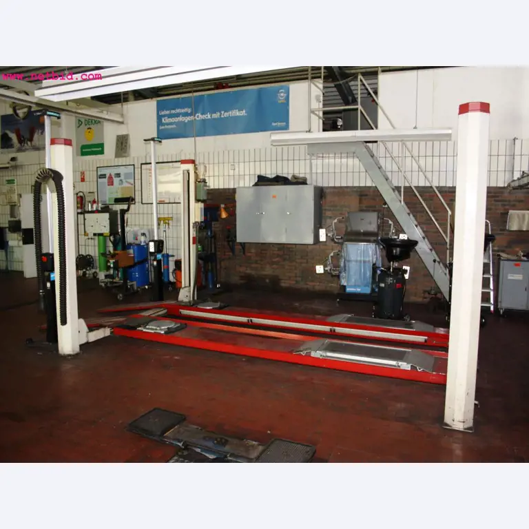 Equipement d'exploitation et de gestion du secteur de l'atelier automobile-2