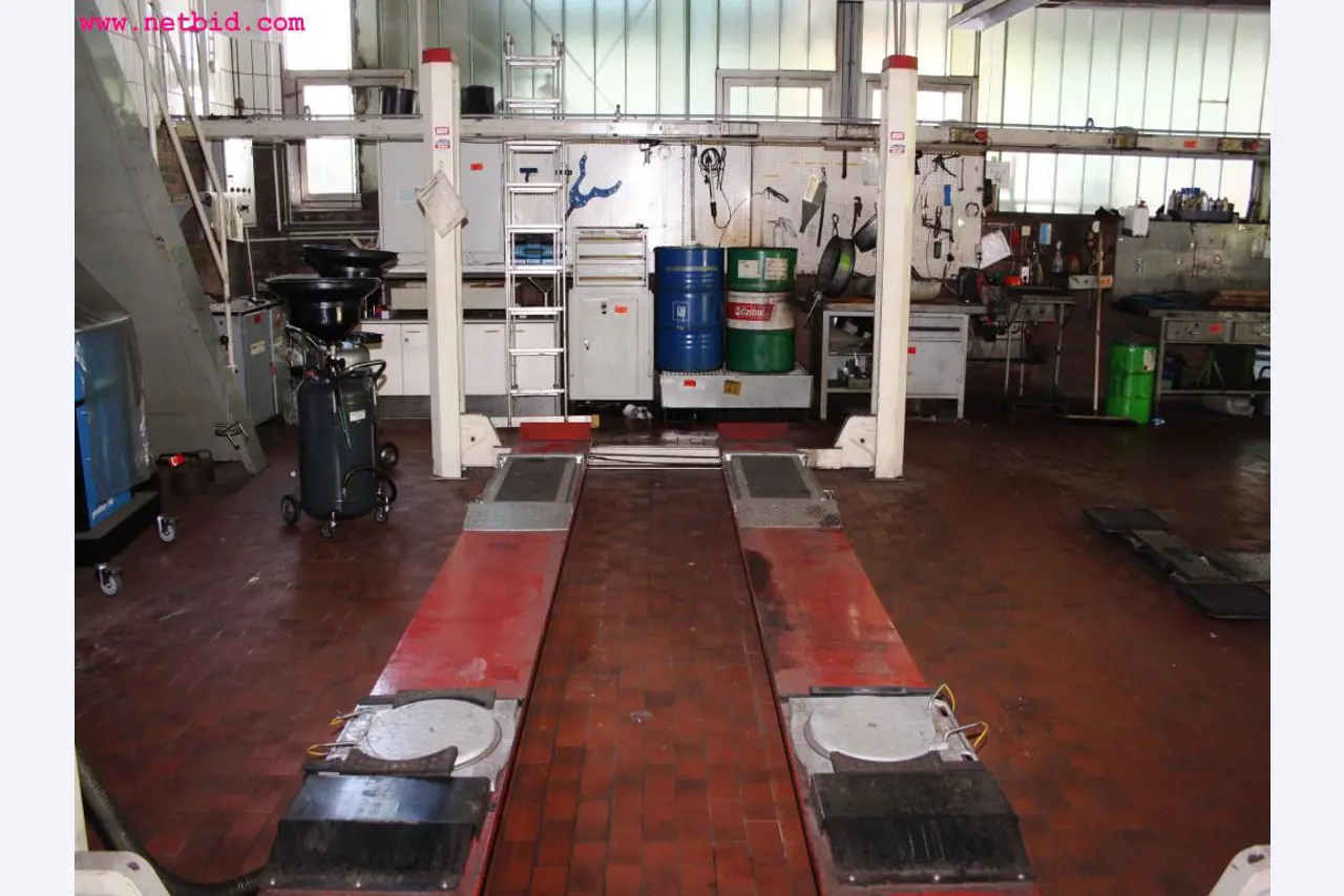 Equipement d'exploitation et de gestion du secteur de l'atelier automobile-8