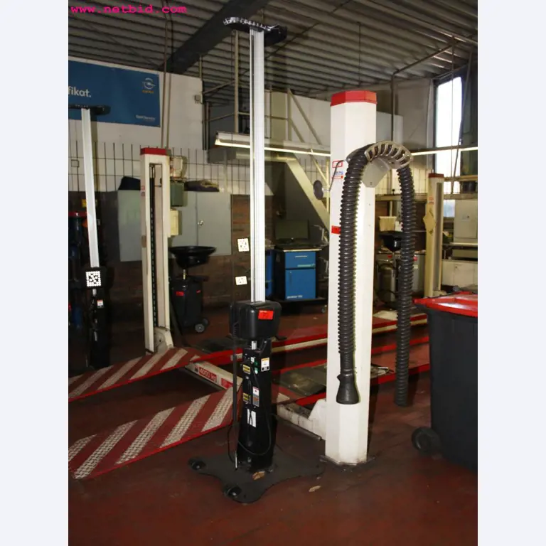 well-maintained machines from the sector automobile workshop -9