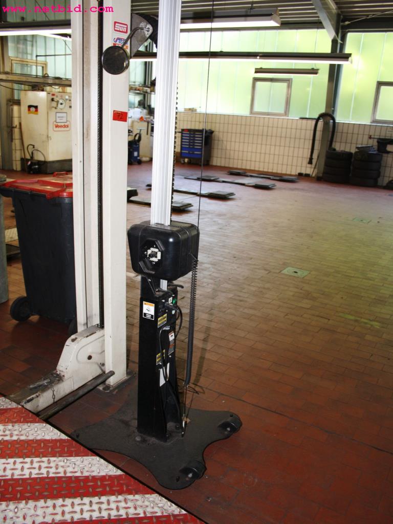 well-maintained machines from the sector automobile workshop -10