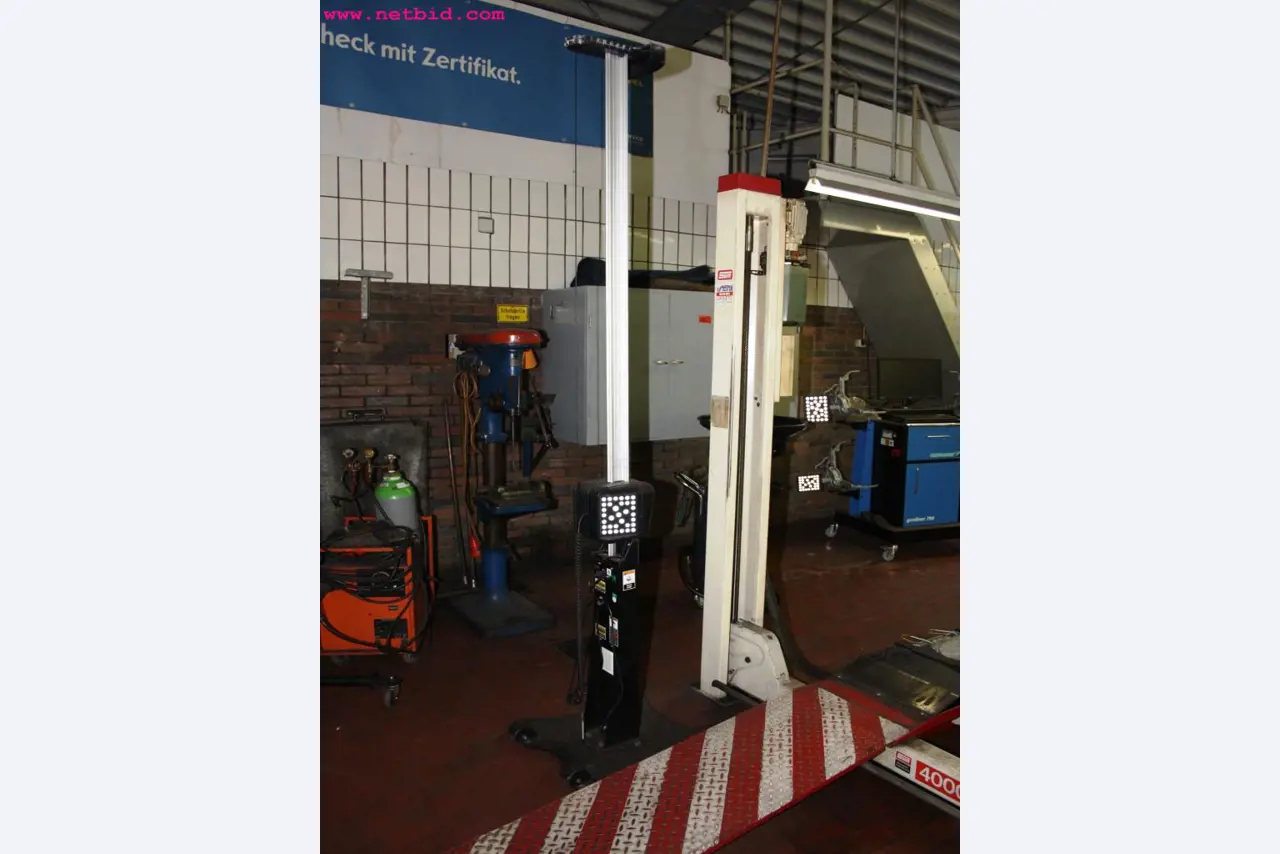 well-maintained machines from the sector automobile workshop -2