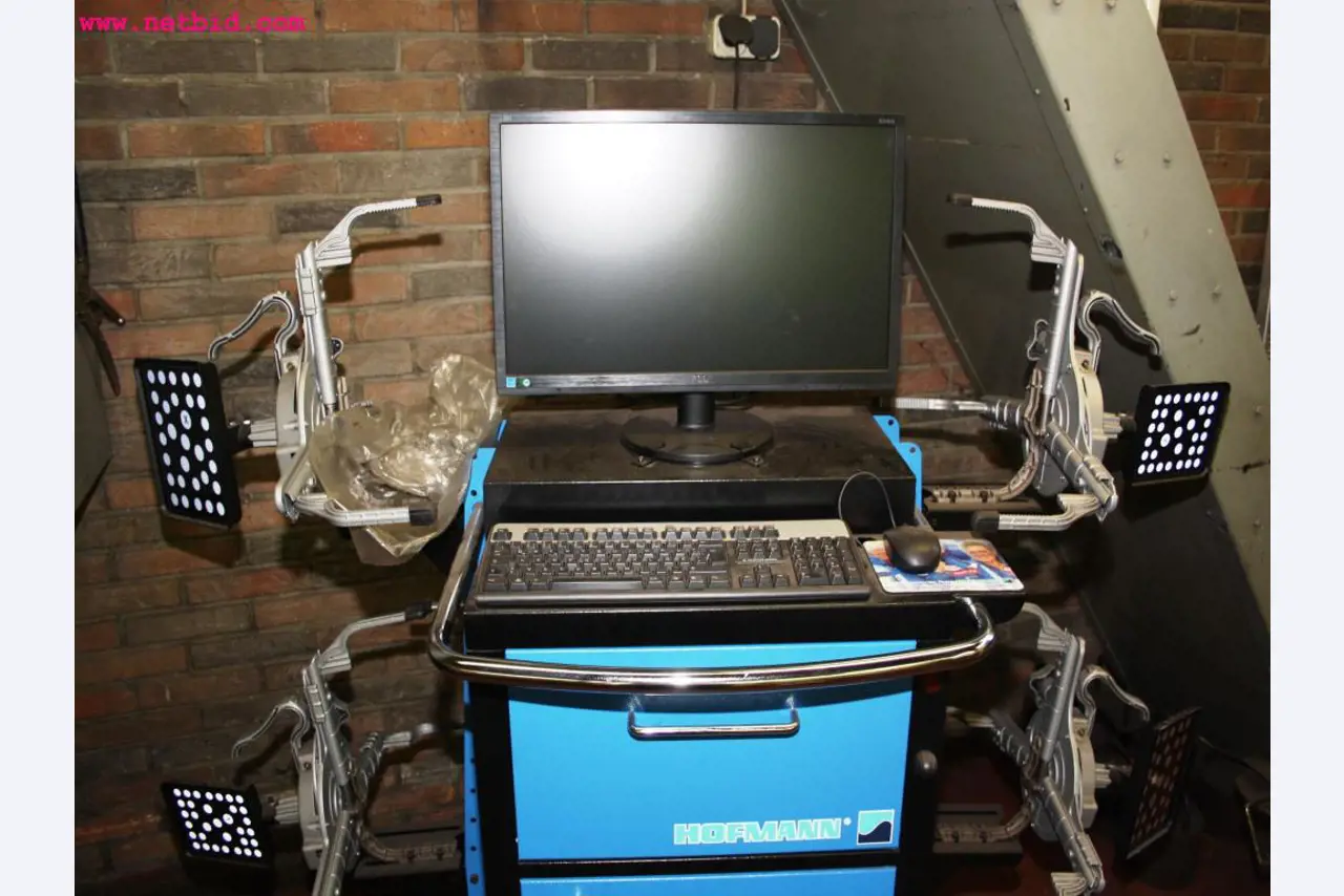 well-maintained machines from the sector automobile workshop -4