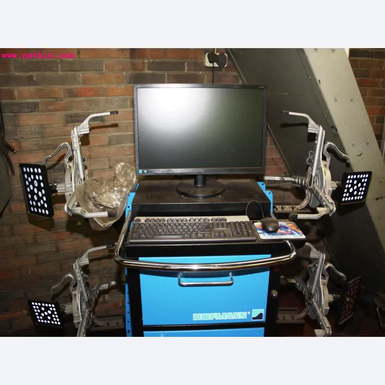 well-maintained machines from the sector automobile workshop -4