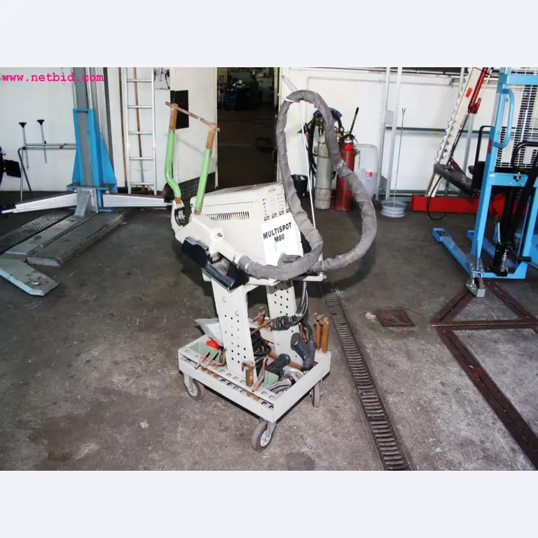 Equipement d'exploitation et de gestion du secteur de l'atelier automobile-1