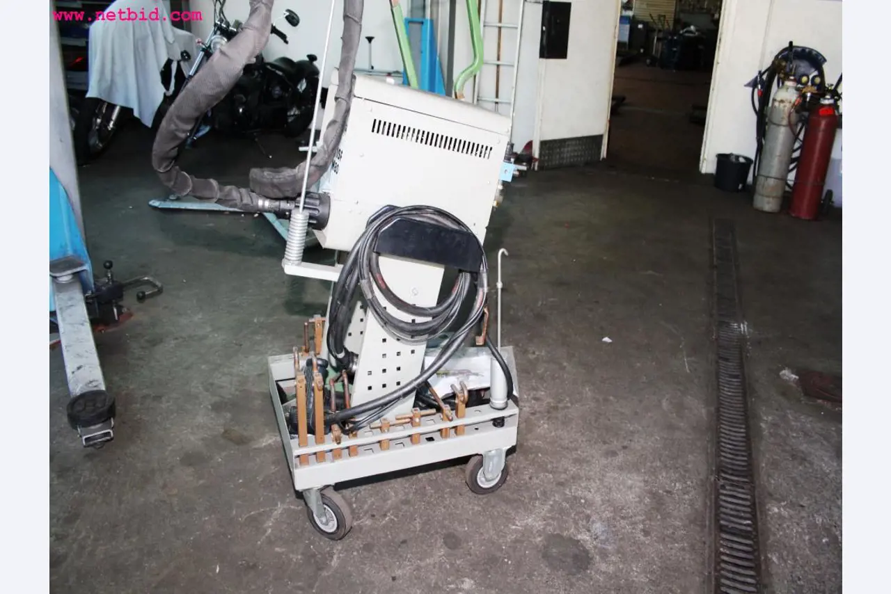 Equipement d'exploitation et de gestion du secteur de l'atelier automobile-4