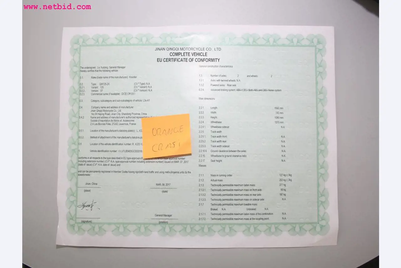 well-maintained machines from the sector automobile workshop -2