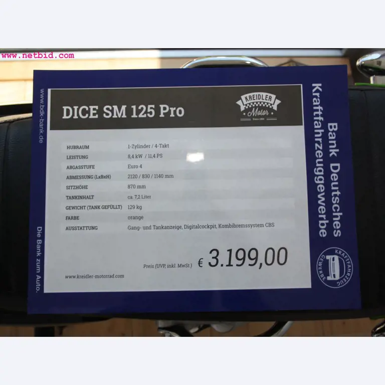 well-maintained machines from the sector automobile workshop -8