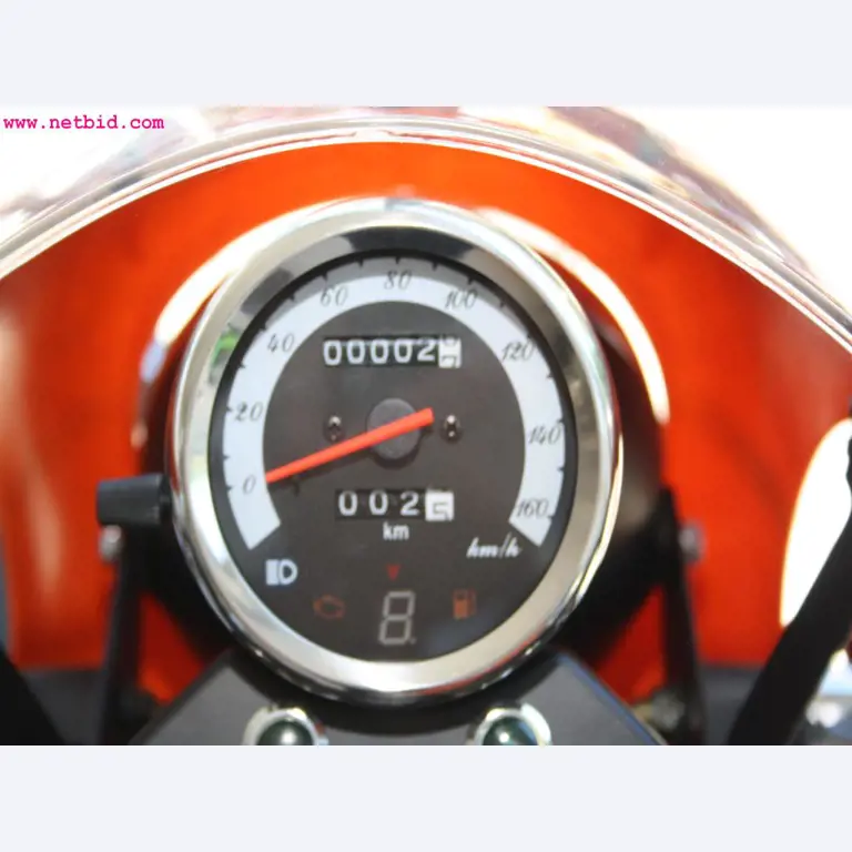 well-maintained machines from the sector automobile workshop -3