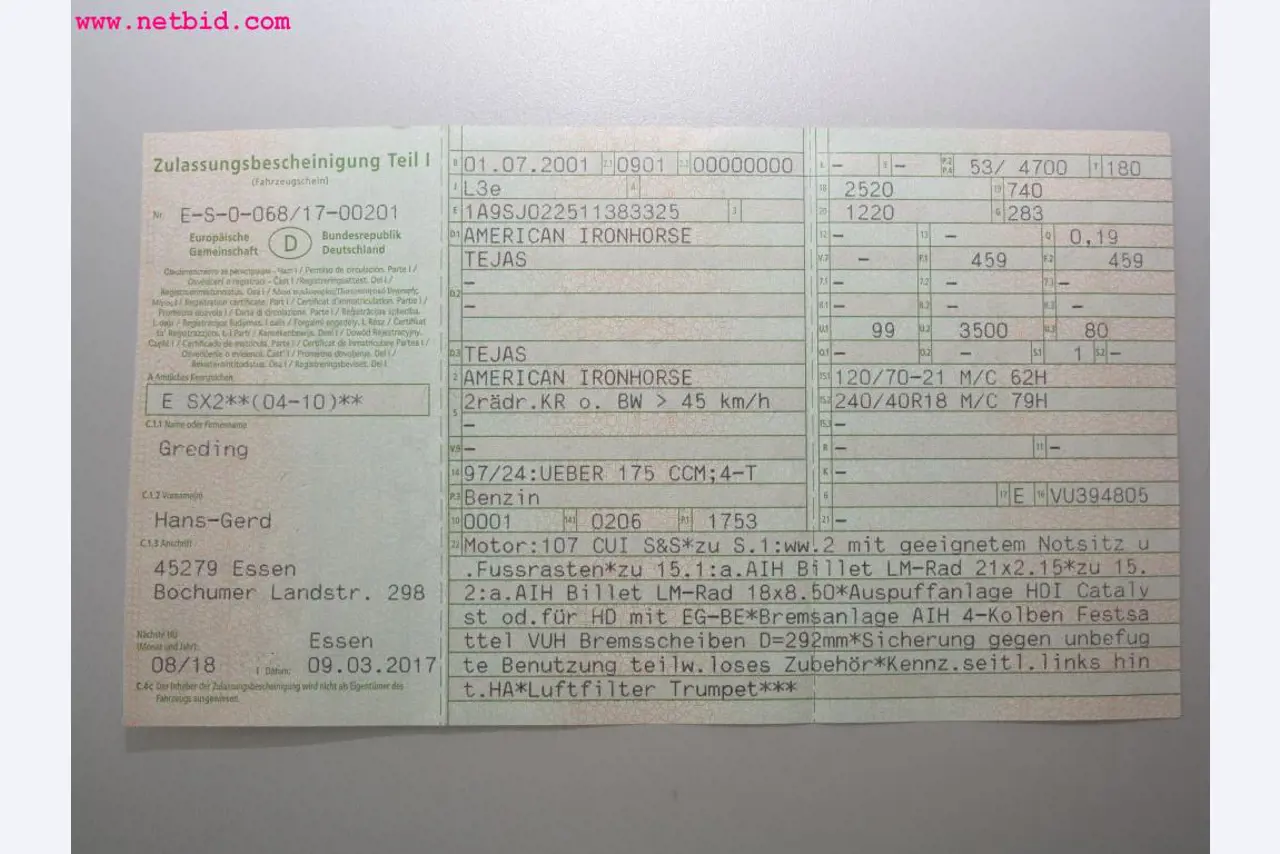 well-maintained machines from the sector automobile workshop -10