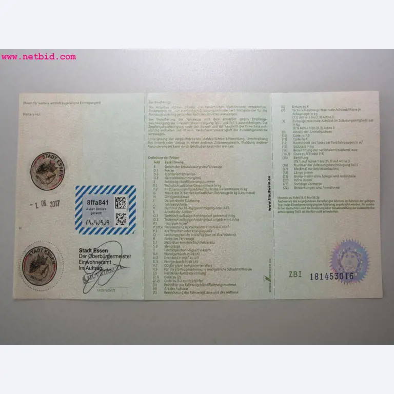 well-maintained machines from the sector automobile workshop -11