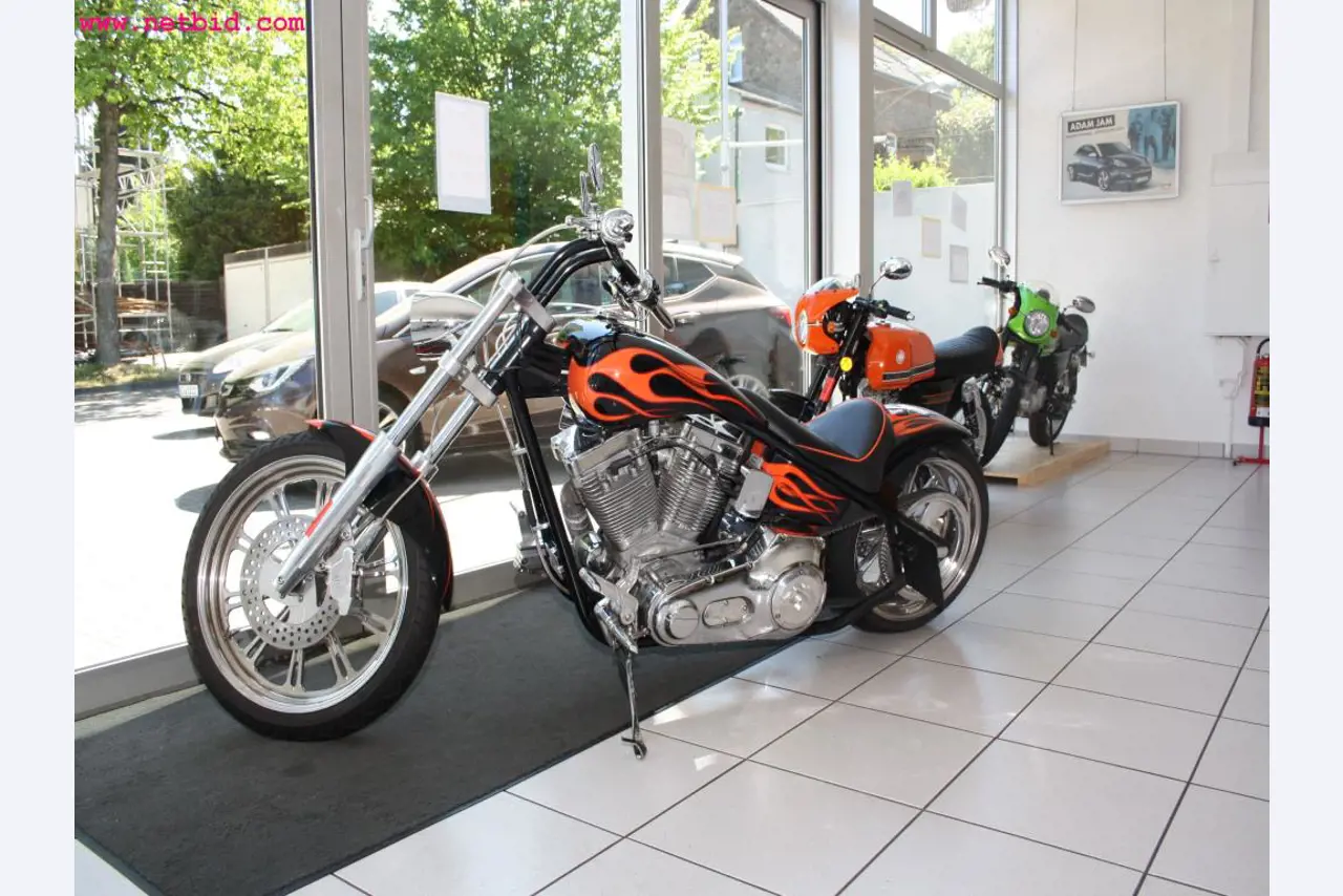 well-maintained machines from the sector automobile workshop -1