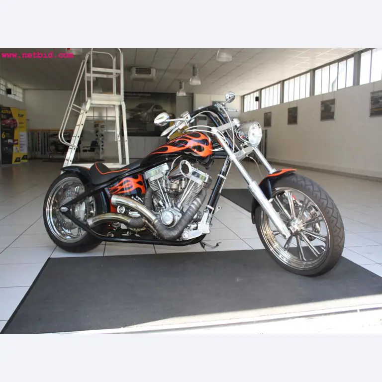 well-maintained machines from the sector automobile workshop -3