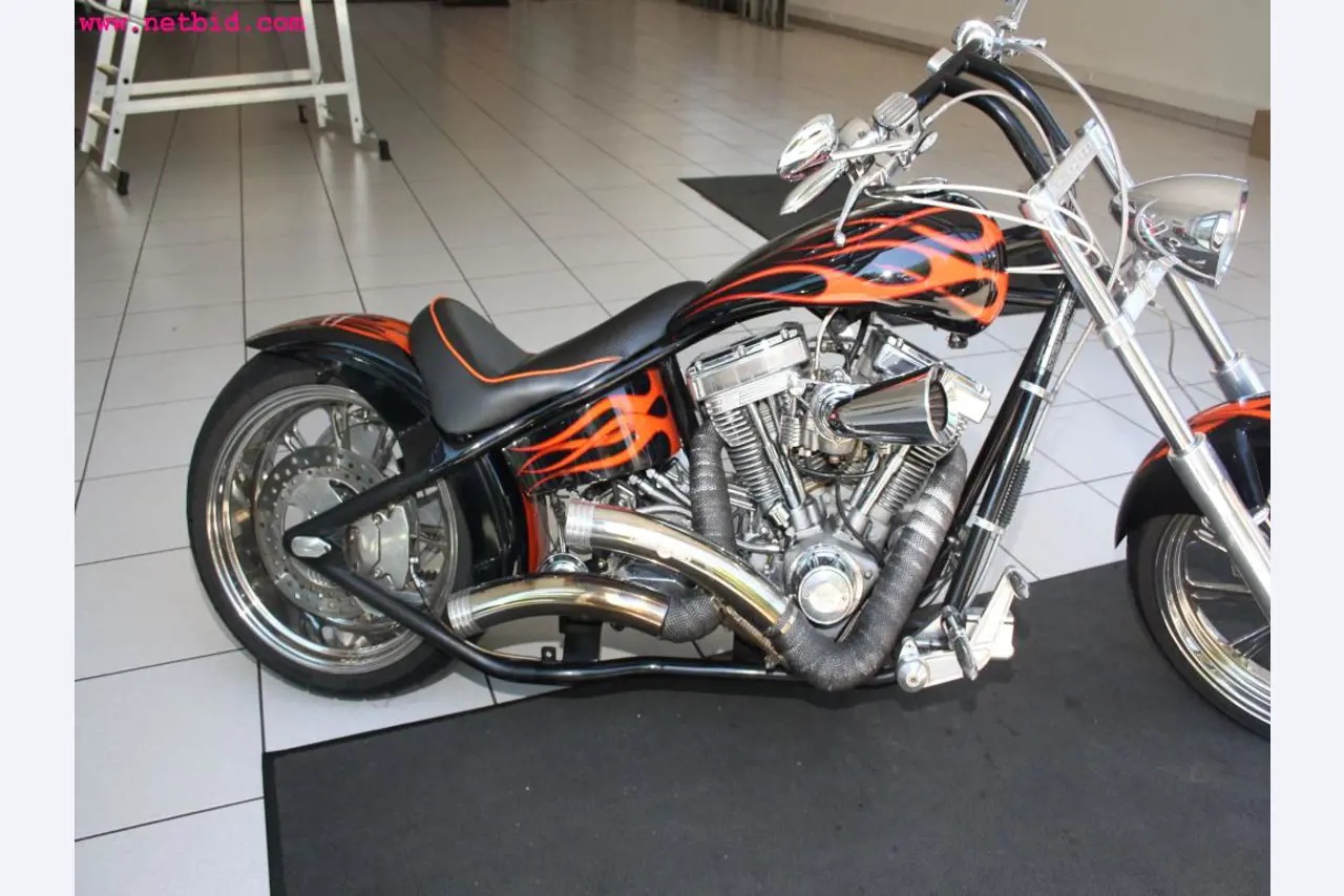 well-maintained machines from the sector automobile workshop -4