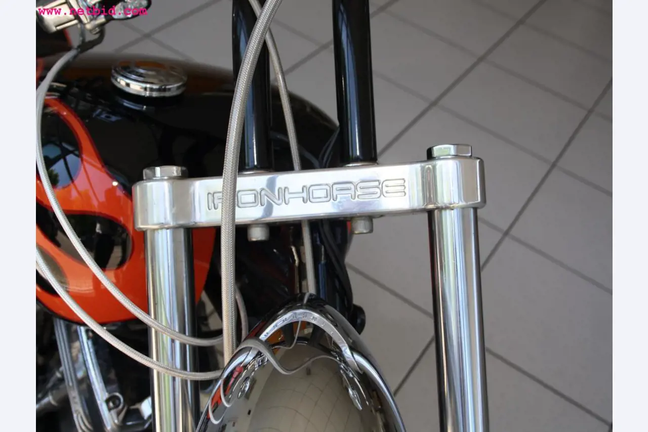 well-maintained machines from the sector automobile workshop -5