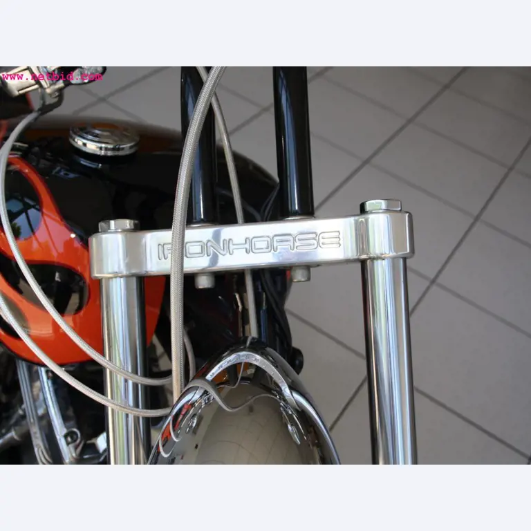 well-maintained machines from the sector automobile workshop -5