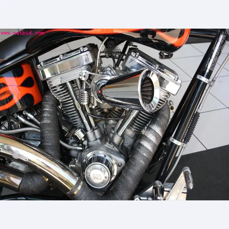 well-maintained machines from the sector automobile workshop -6