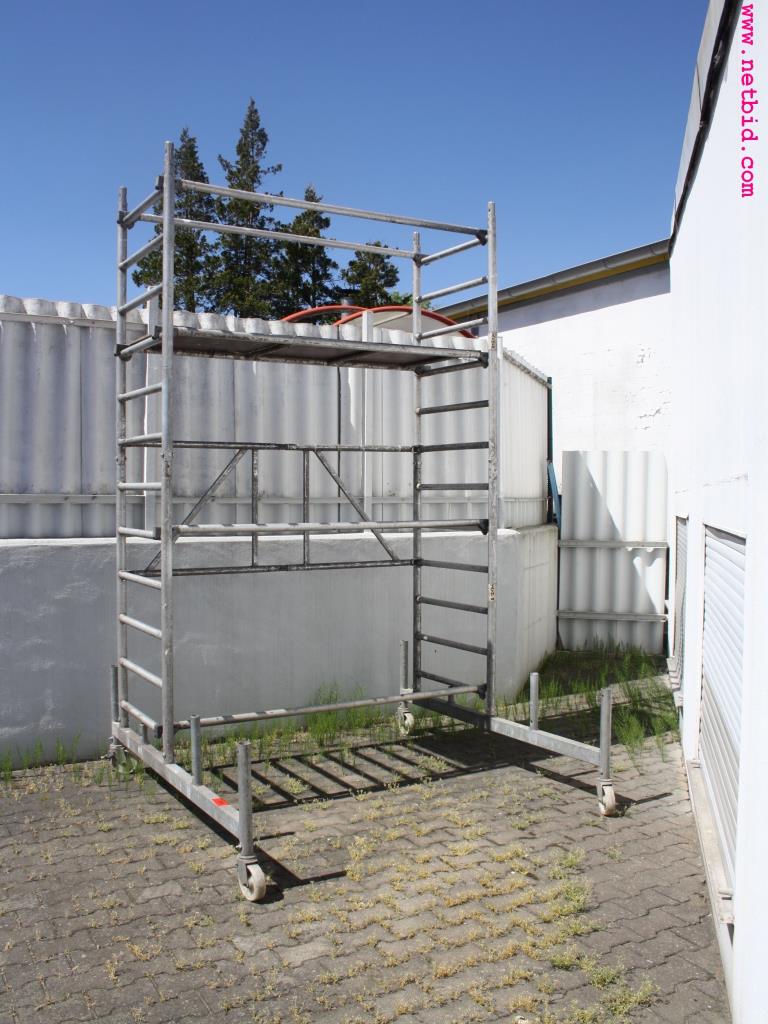 well-maintained machines from the sector automobile workshop -2