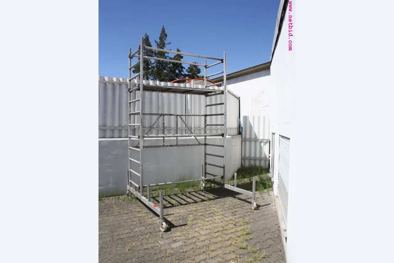 well-maintained machines from the sector automobile workshop -2