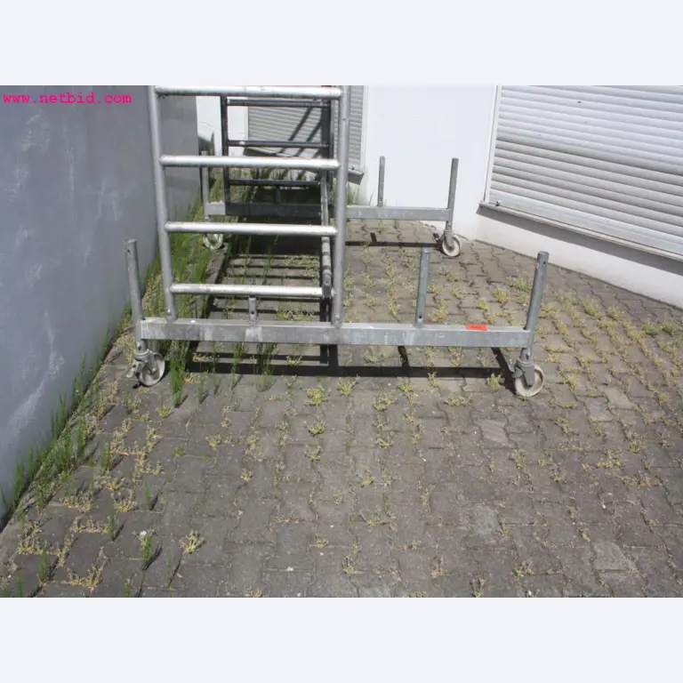 well-maintained machines from the sector automobile workshop -3