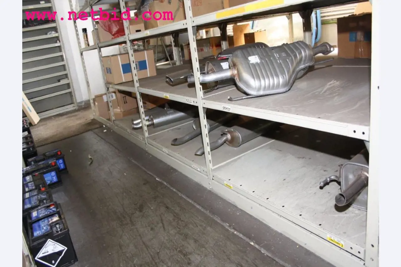 well-maintained machines from the sector automobile workshop -10