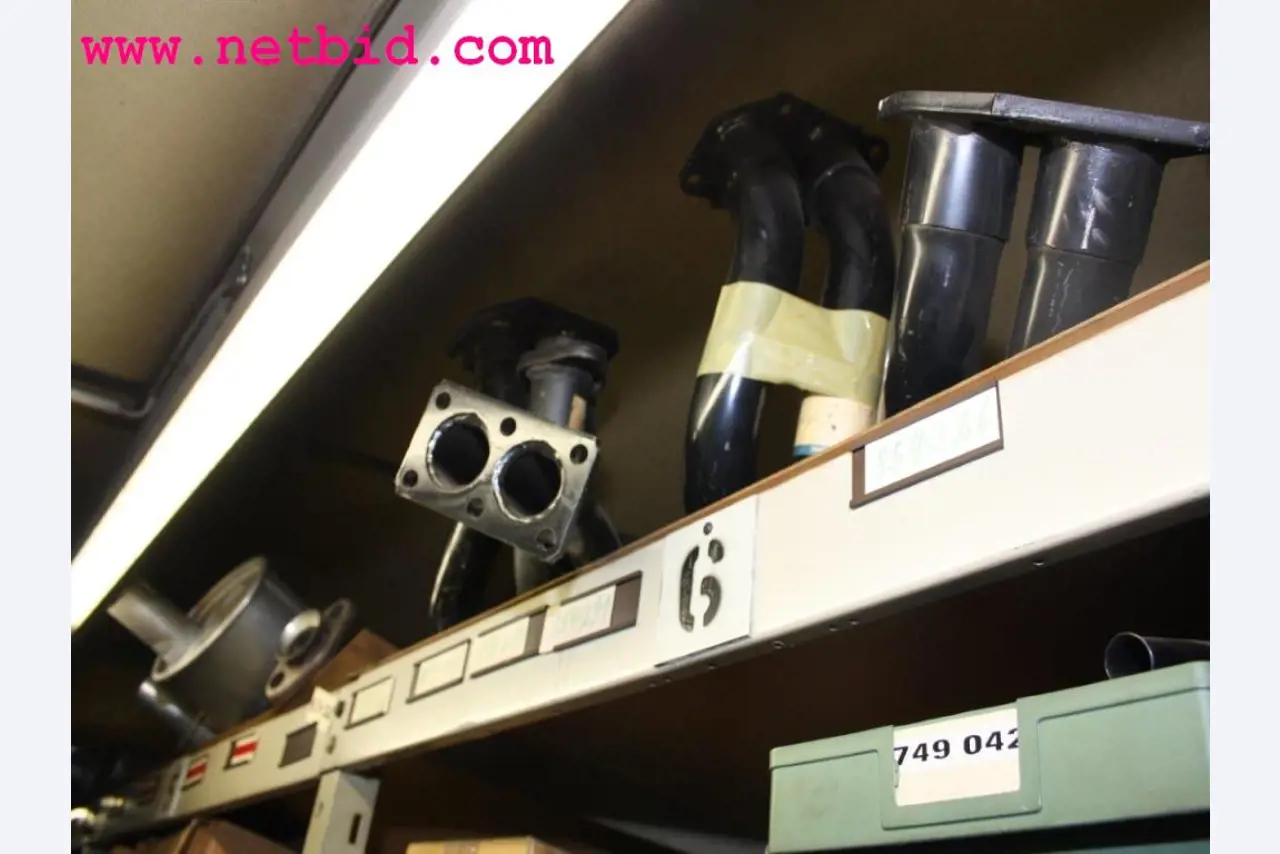 well-maintained machines from the sector automobile workshop -15