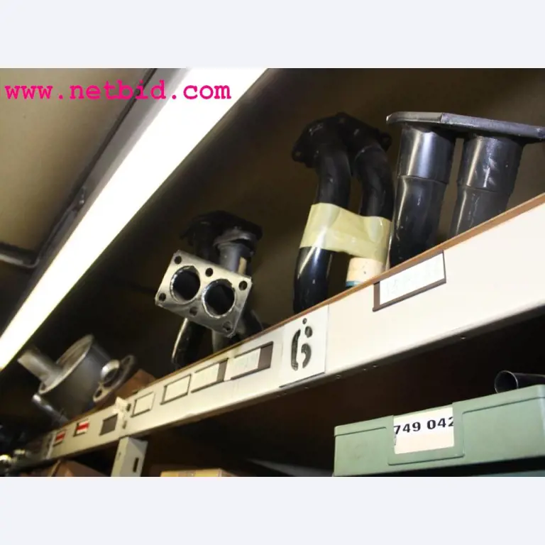 well-maintained machines from the sector automobile workshop -15