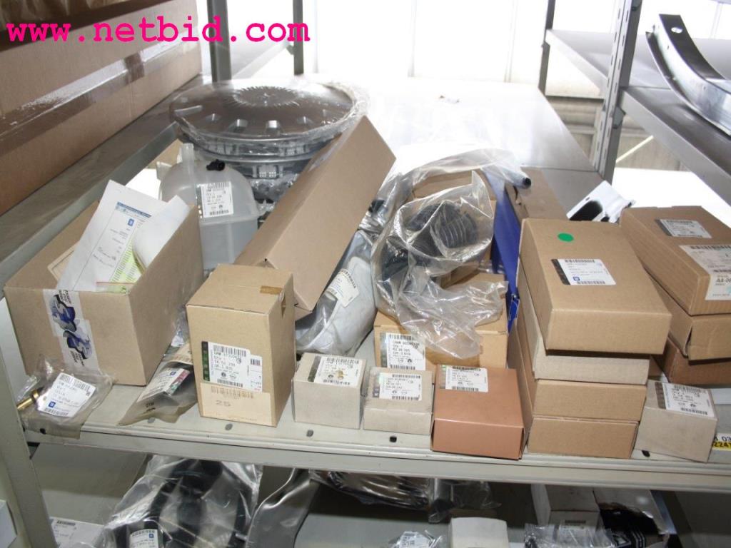 well-maintained machines from the sector automobile workshop -3