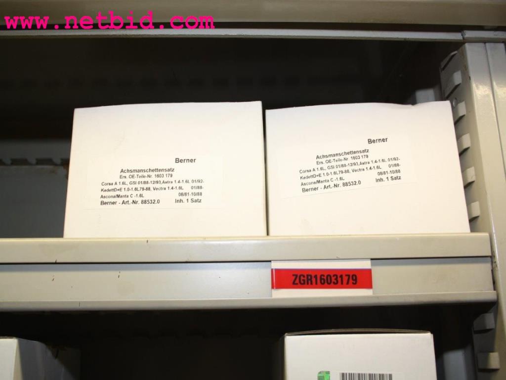 well-maintained machines from the sector automobile workshop -7